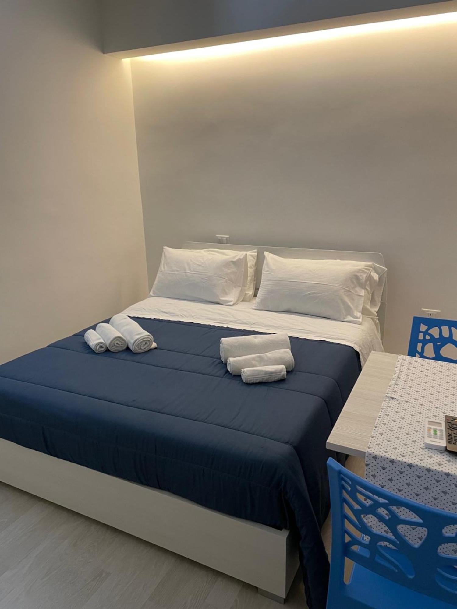 Attico Lady D Hotell Paola Exteriör bild