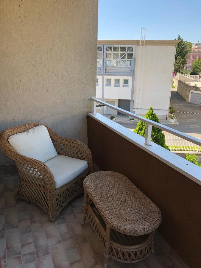 Attico Lady D Hotell Paola Exteriör bild
